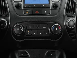 Hyundai  12
