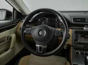 Volkswagen  10