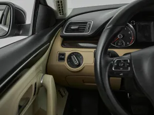 Volkswagen  13