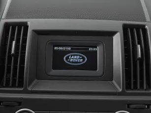 Land Rover  17