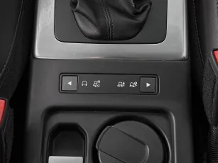 Land Rover  19