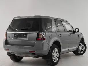 Land Rover  6