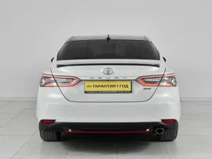 Toyota  5