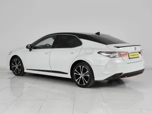 Toyota  6