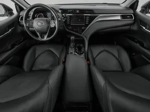 Toyota  8