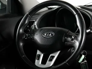 Kia  13