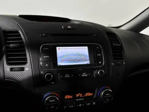 Kia  14