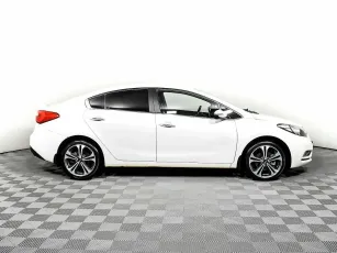 Kia  4