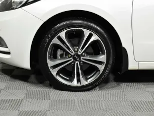 Kia  7