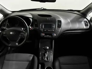 Kia  9