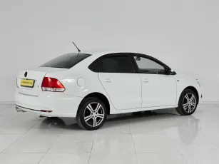 Volkswagen  6