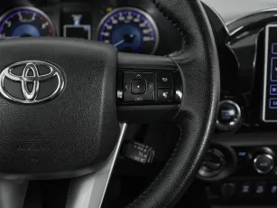 Toyota  12