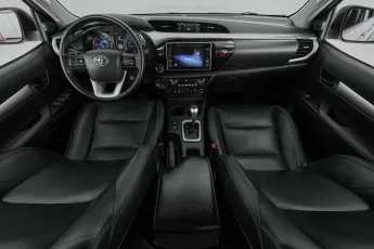 Toyota  8