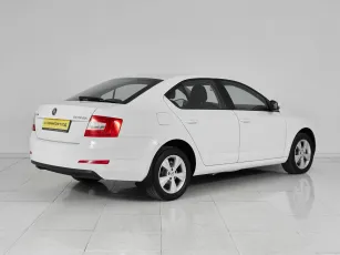 Skoda  6