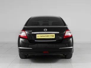 Nissan  5