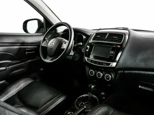 Mitsubishi  7