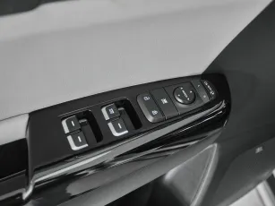 Kia  13