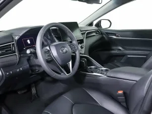 Toyota  9