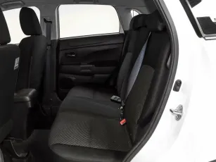 Mitsubishi  10