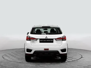 Mitsubishi  4