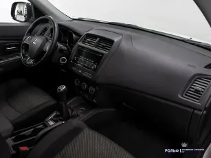 Mitsubishi  5