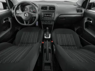 Volkswagen  8