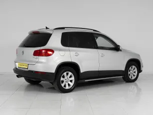 Volkswagen  6