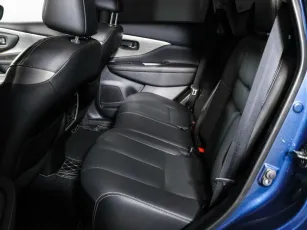 Nissan  20