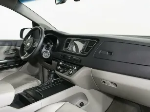 Kia  10