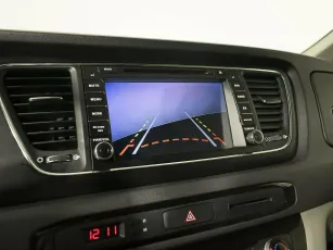 Kia  15