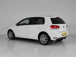 Volkswagen  4