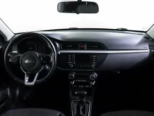 Kia  11