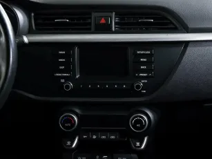 Kia  14