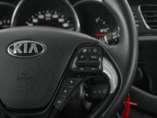 Kia  12
