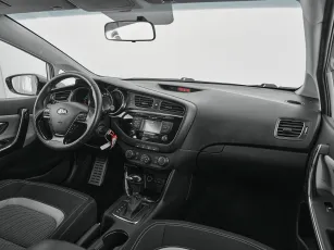 Kia  9