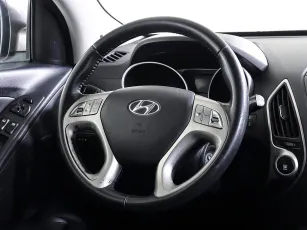 Hyundai  13