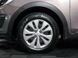 Kia  10