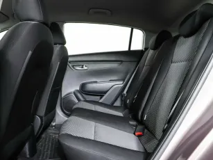 Kia  25