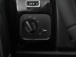 Land Rover  12
