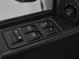 Land Rover  13
