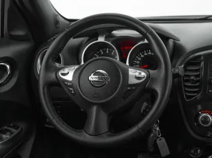 Nissan  10