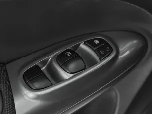 Nissan  13