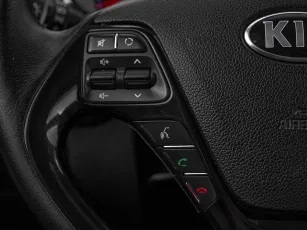 Kia  11