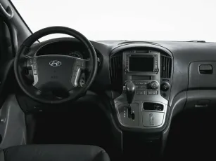 Hyundai  10