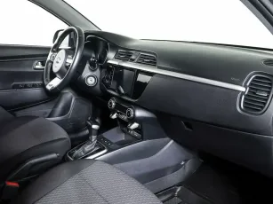 Kia  10