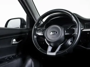 Kia  13