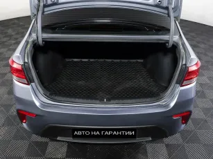 Kia  18