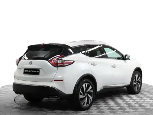 Nissan  5