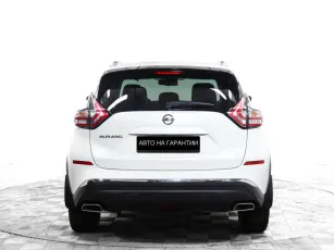 Nissan  6