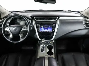 Nissan  9